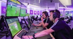 CDPR称《赛博朋克2077》无需电梯加载画面