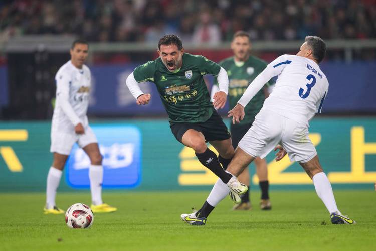 同样关注了 同样关注了