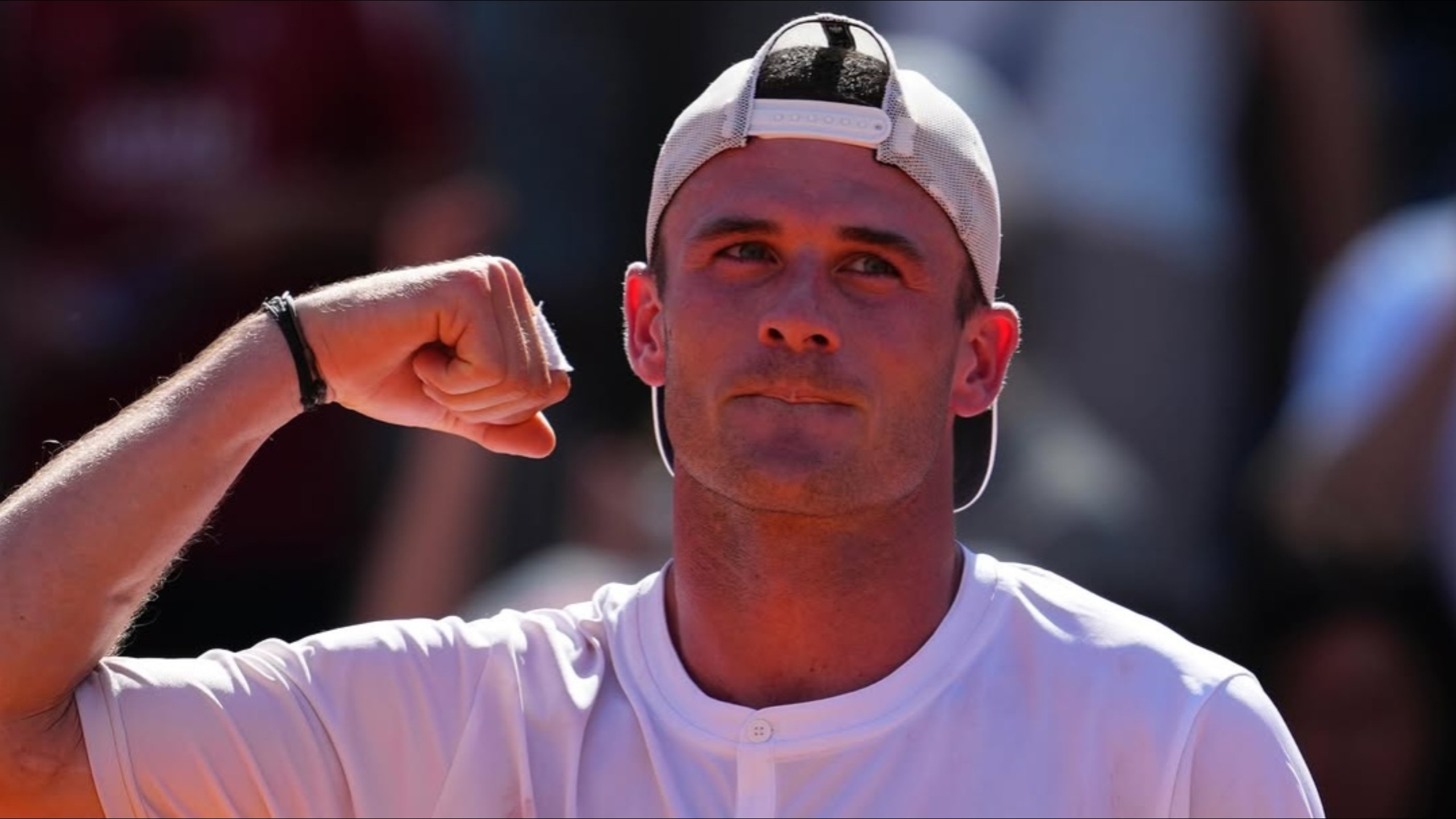 录在等待着 录在等待着