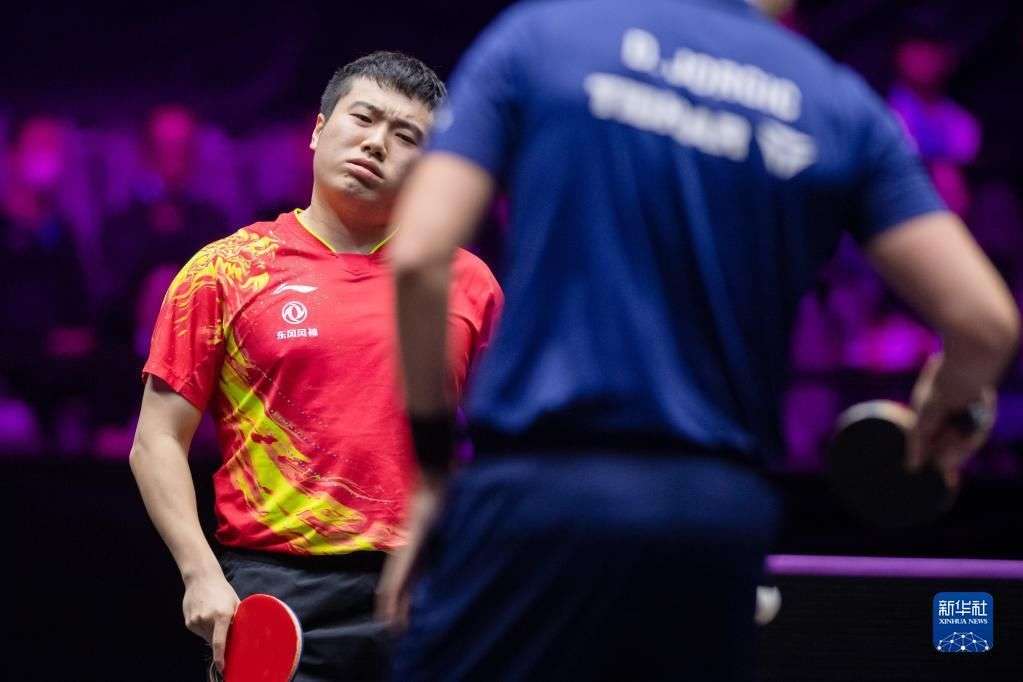 她们不仅展 她们不仅展